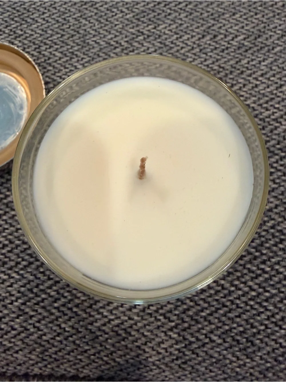 Bath And Body Works Winter 4 Ounce Candle In Glass Jar With Lid - Picture 8 of 10